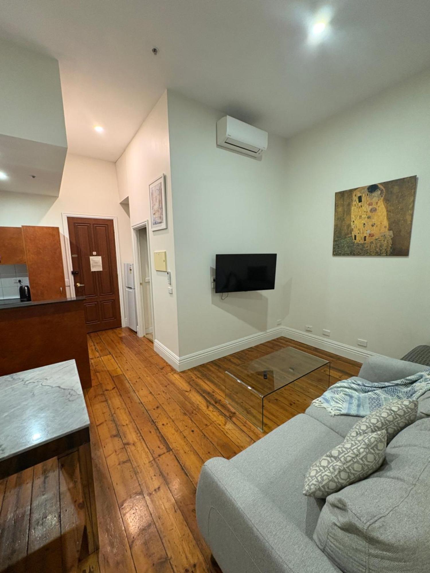 Flinders Lane Apartments Мельбурн Екстер'єр фото