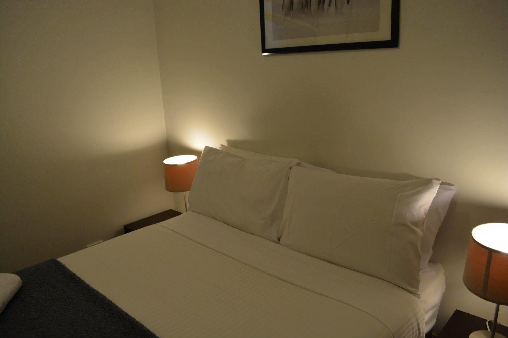 Flinders Lane Apartments Мельбурн Екстер'єр фото