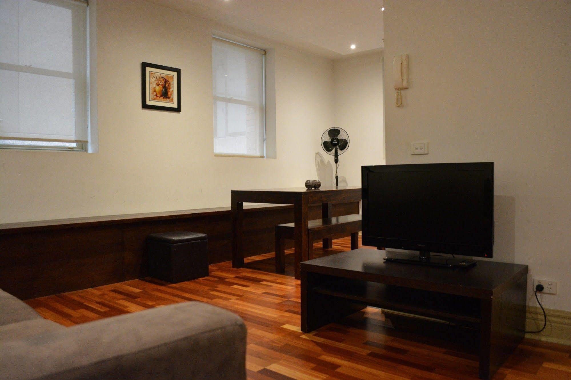 Flinders Lane Apartments Мельбурн Екстер'єр фото